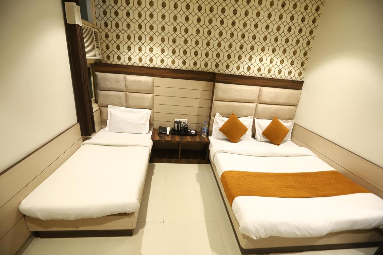 Hotel Malhotra Inn 50 Meter From Golden Temple أمريتسار المظهر الخارجي الصورة